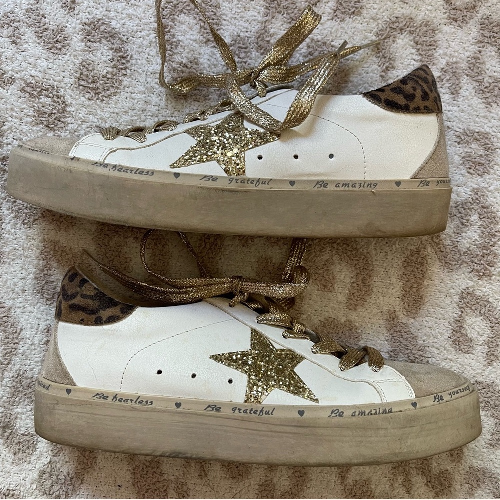 Boutique Shu Shop Shoes with Leopard Print Size 8
